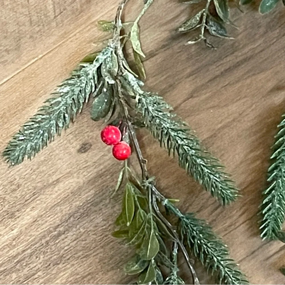 Festive Faux Greenery Garland with Red Berries NWT